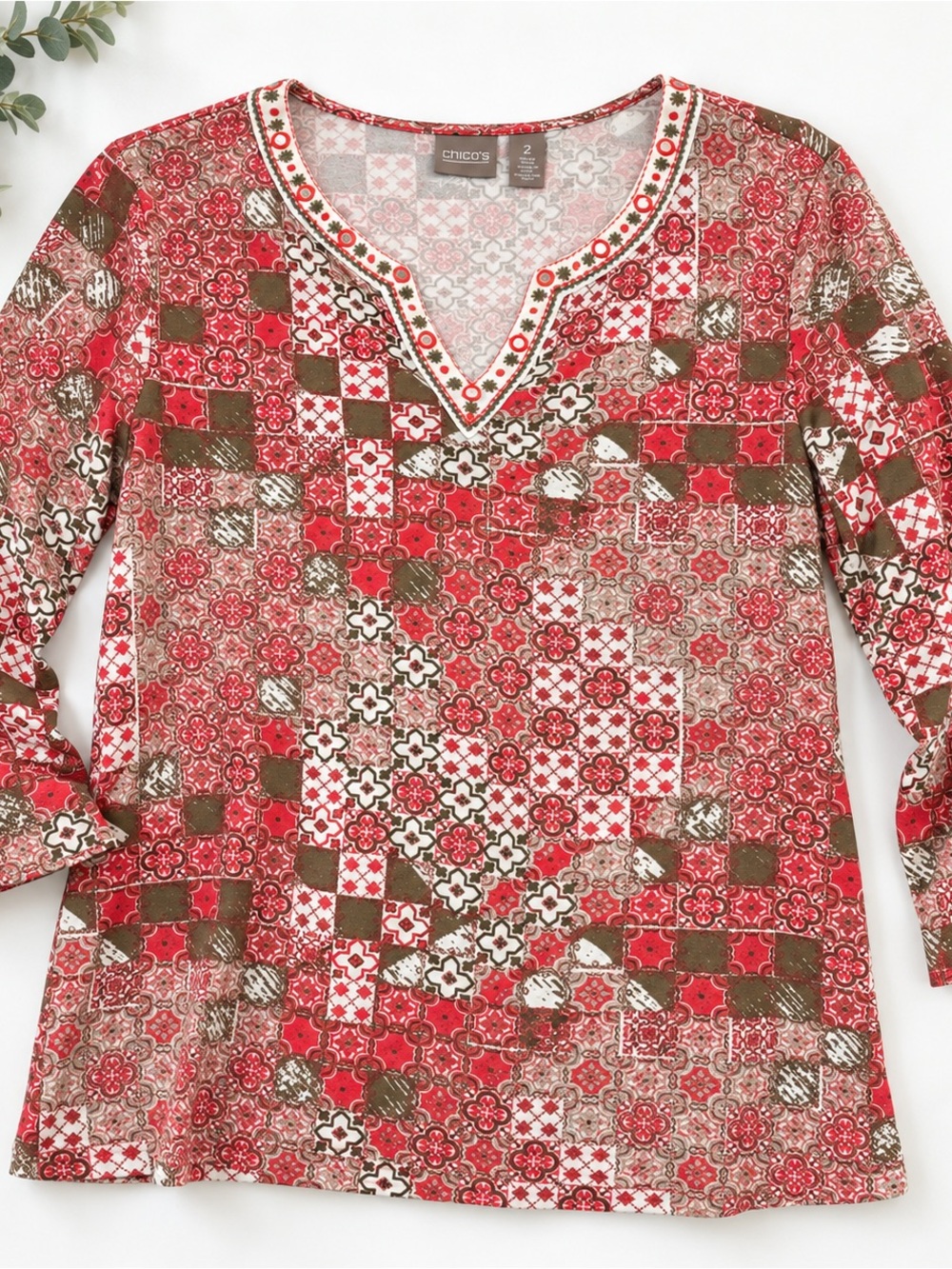 Chico’s Size 2 Floral Patchwork Print V-Neck Tunic Top